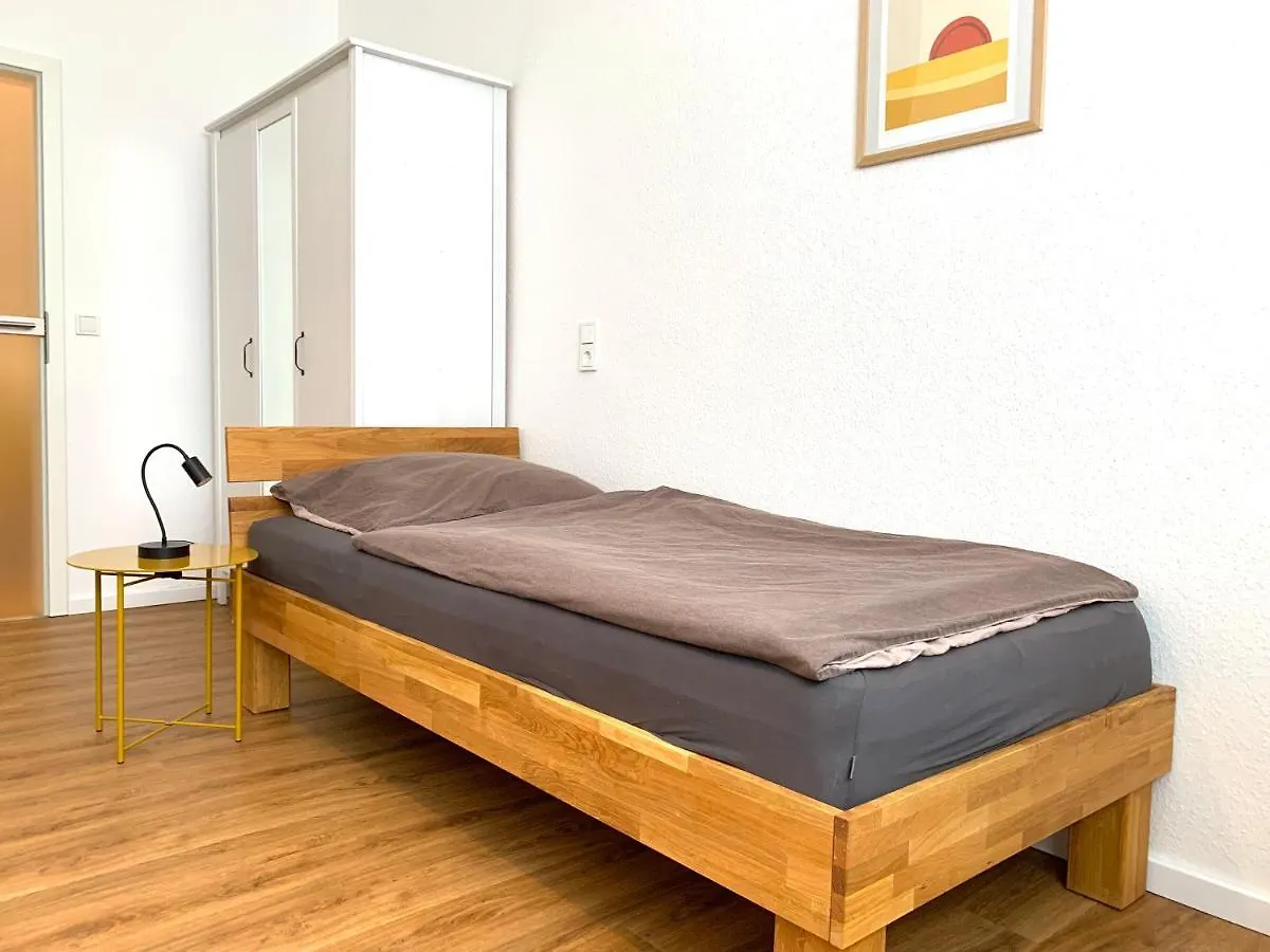 2 Schlafzimmer, Kueche, Bad 쾰른 아파트