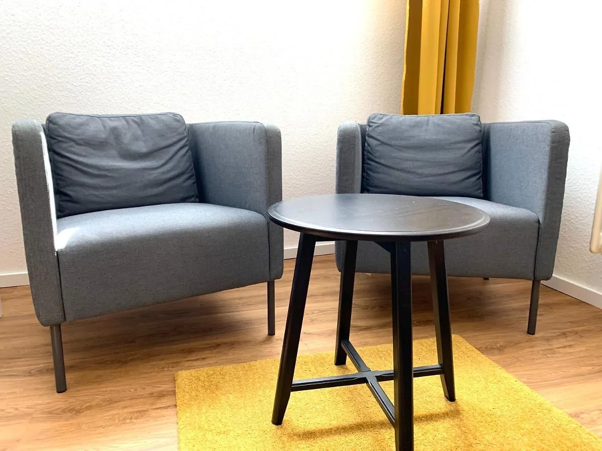 2 Schlafzimmer, Kueche, Bad 쾰른